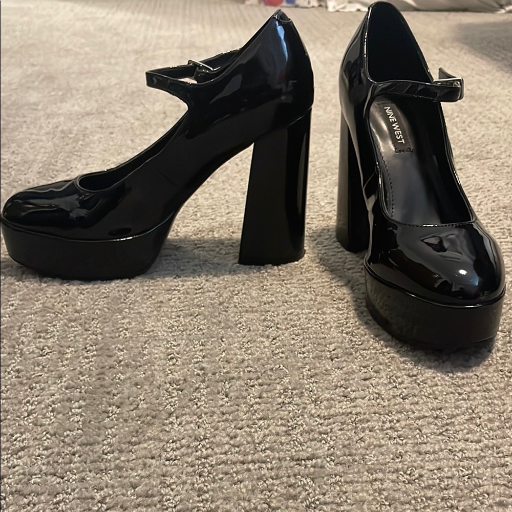 Nine West Black Platform Mary Jane Heels